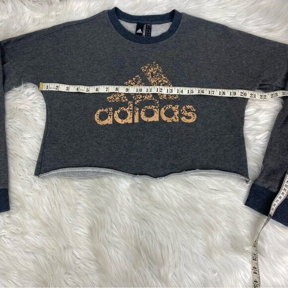 Adidas Women’s Gray Athletic Crew Neck Casual Long Sleeve Crop Sweatshirt XS/C42 - Picture 10 of 11